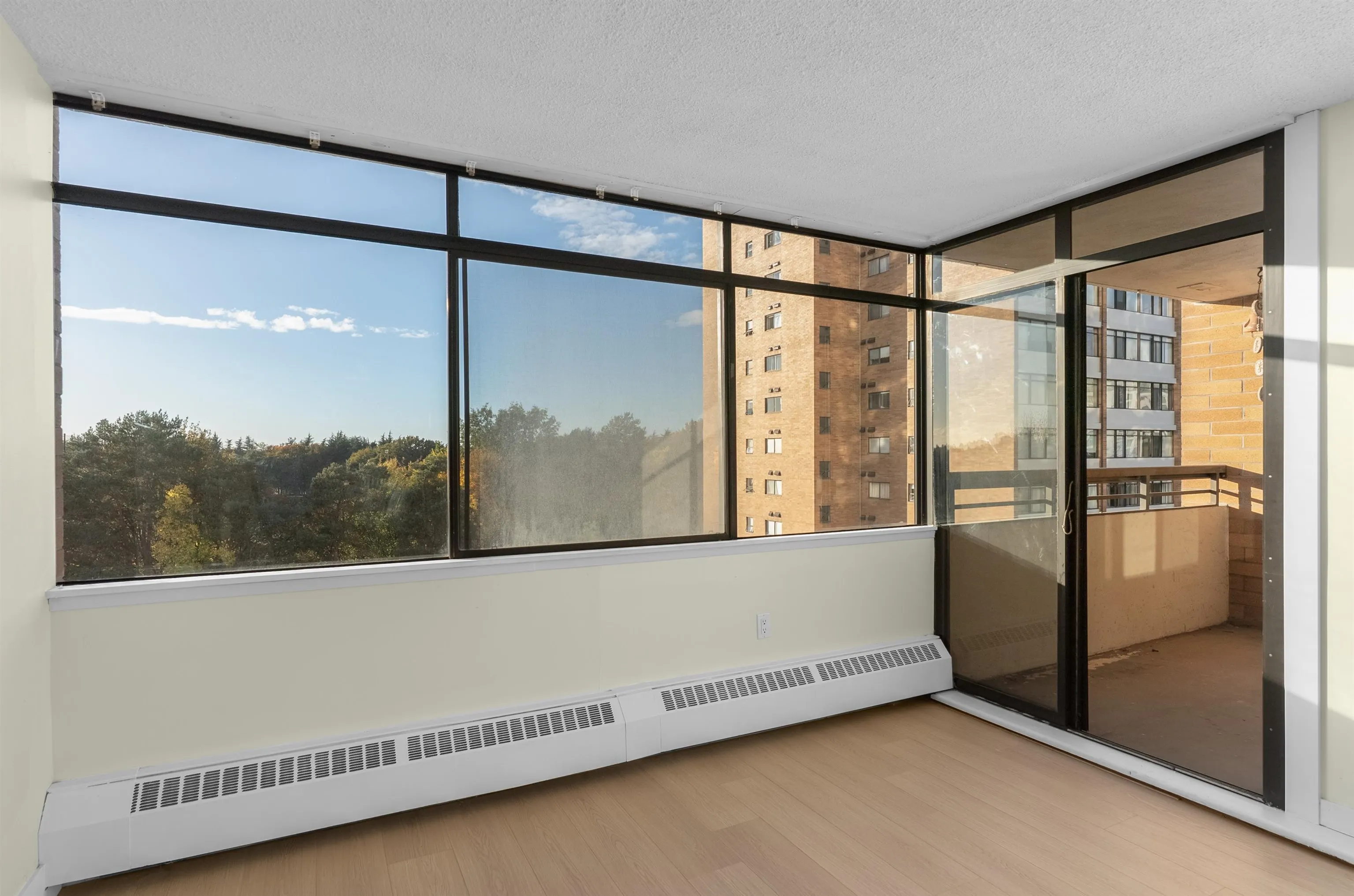 807 6631 Minoru Boulevard, Richmond, BC V6Y 1Z1