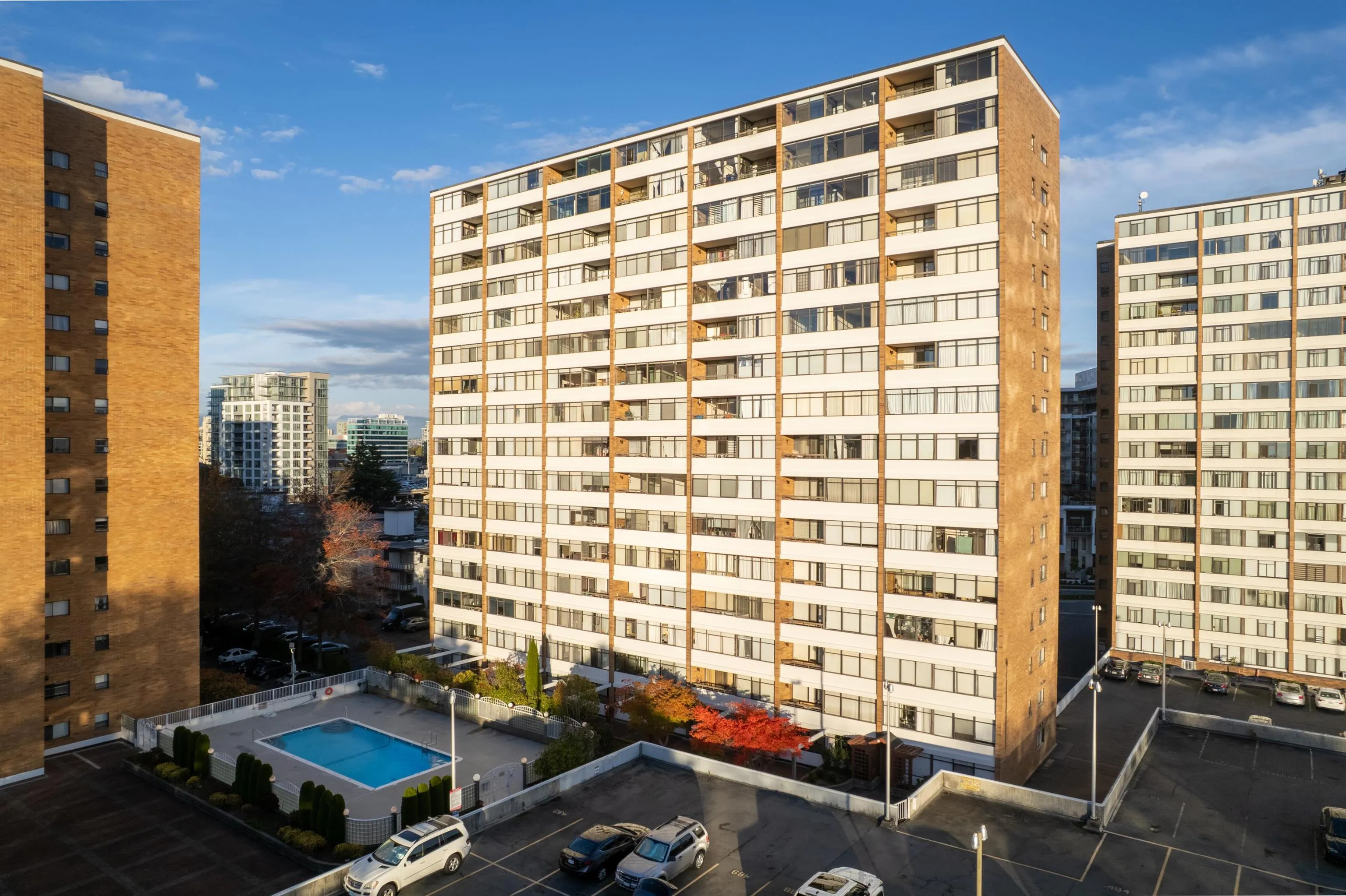 807 6631 Minoru Boulevard, Richmond, BC V6Y 1Z1