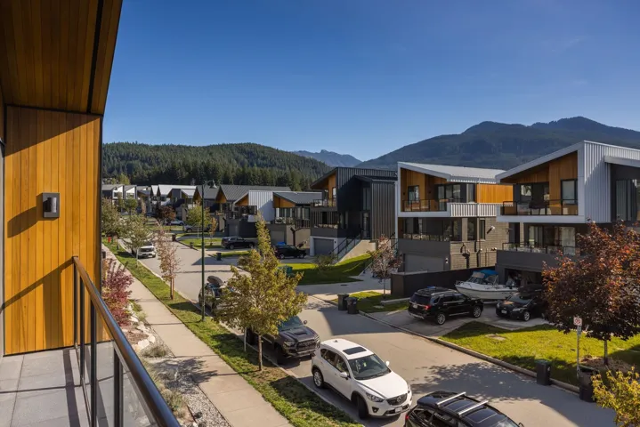 Balcony with a residential view and a mountain view
