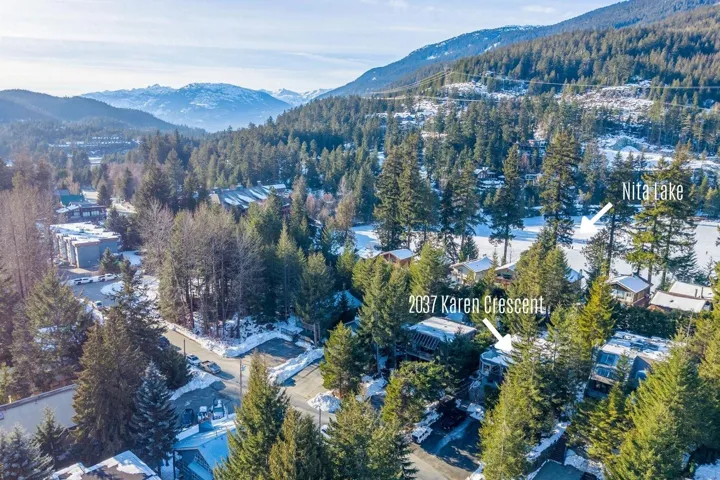 View of property location with a mountain backdrop