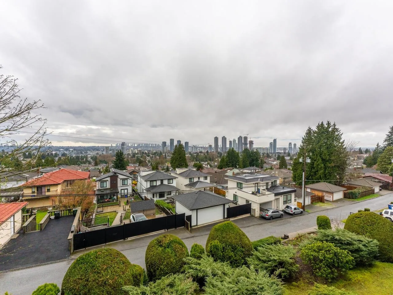 307 5340 Hastings Street, Burnaby, BC V5B 1R1
