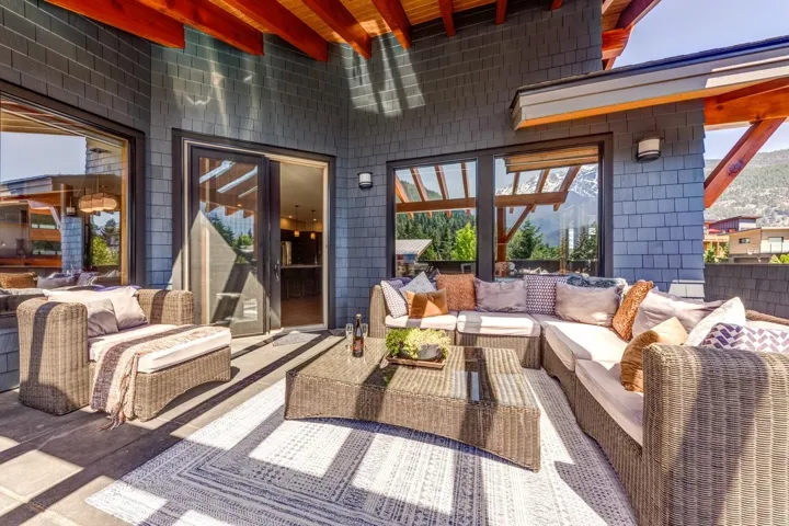 View of patio / terrace featuring an outdoor living space and a mountain view