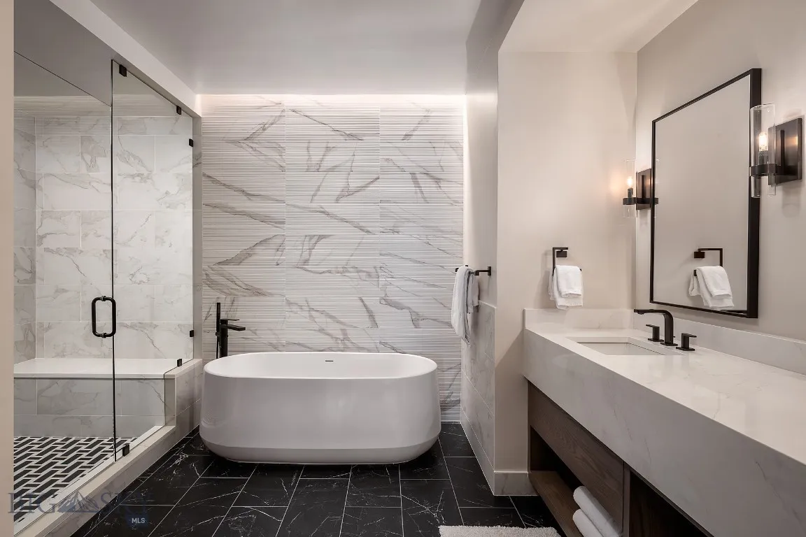 Images of a similar property