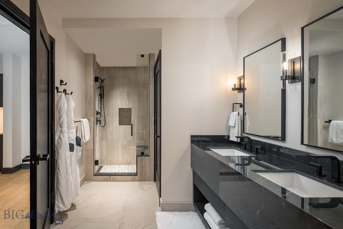 Images of a similar property