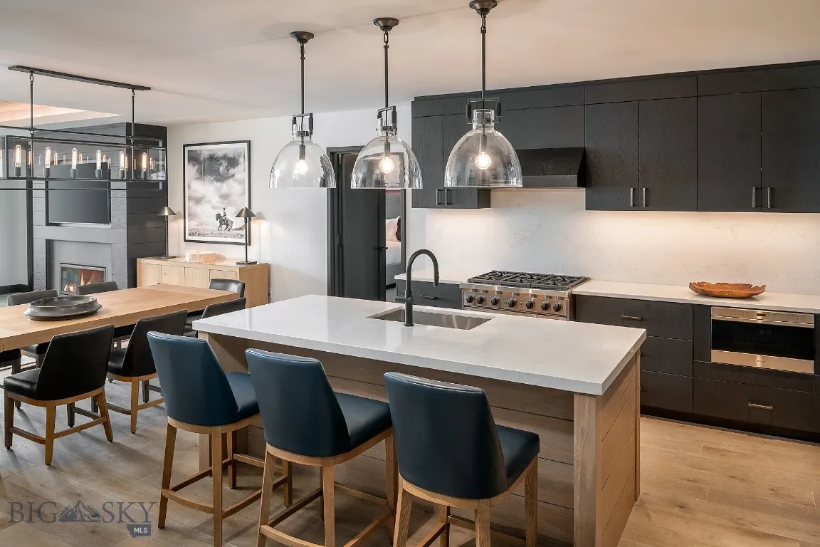Images of a similar property
