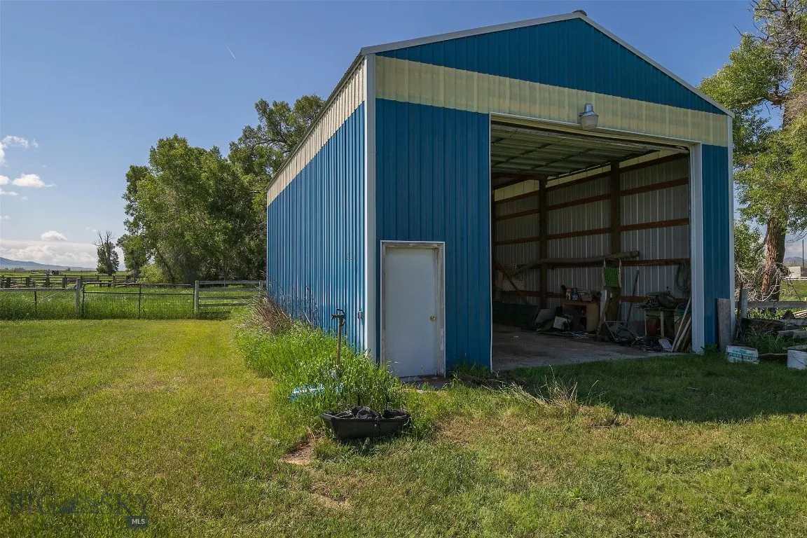 1275 Highway 91 S A, Dillon, Montana 59725, Dillon, Montana 59725, 3 Bedrooms Bedrooms, ,1 BathroomBathrooms,Residential,For Sale,1275 Highway 91 S A, Dillon, Montana 59725,0,383371