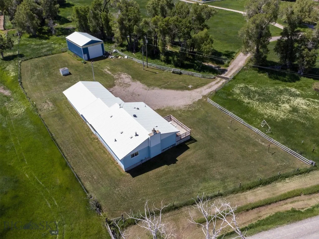 1275 Highway 91 S A, Dillon, Montana 59725, Dillon, Montana 59725, 3 Bedrooms Bedrooms, ,1 BathroomBathrooms,Residential,For Sale,1275 Highway 91 S A, Dillon, Montana 59725,0,383371