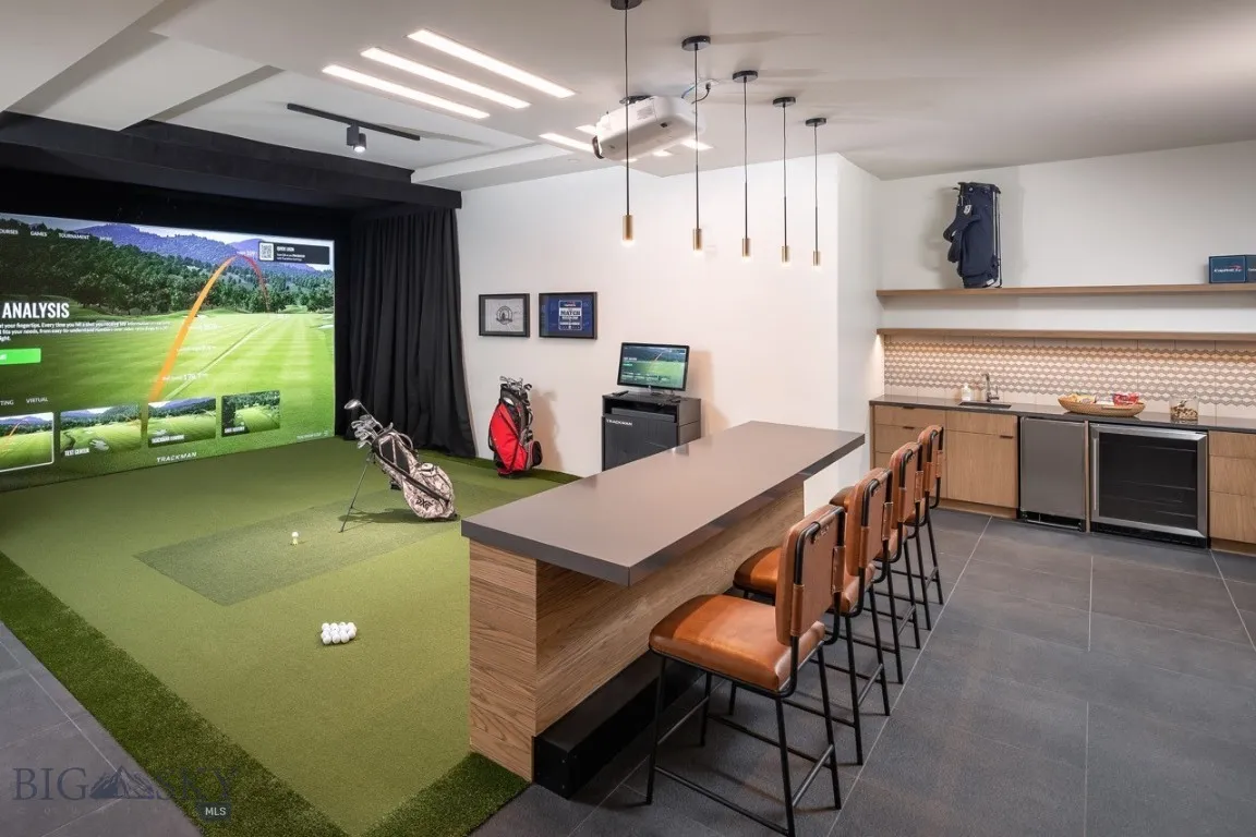 LakeLodge Golf Simulator