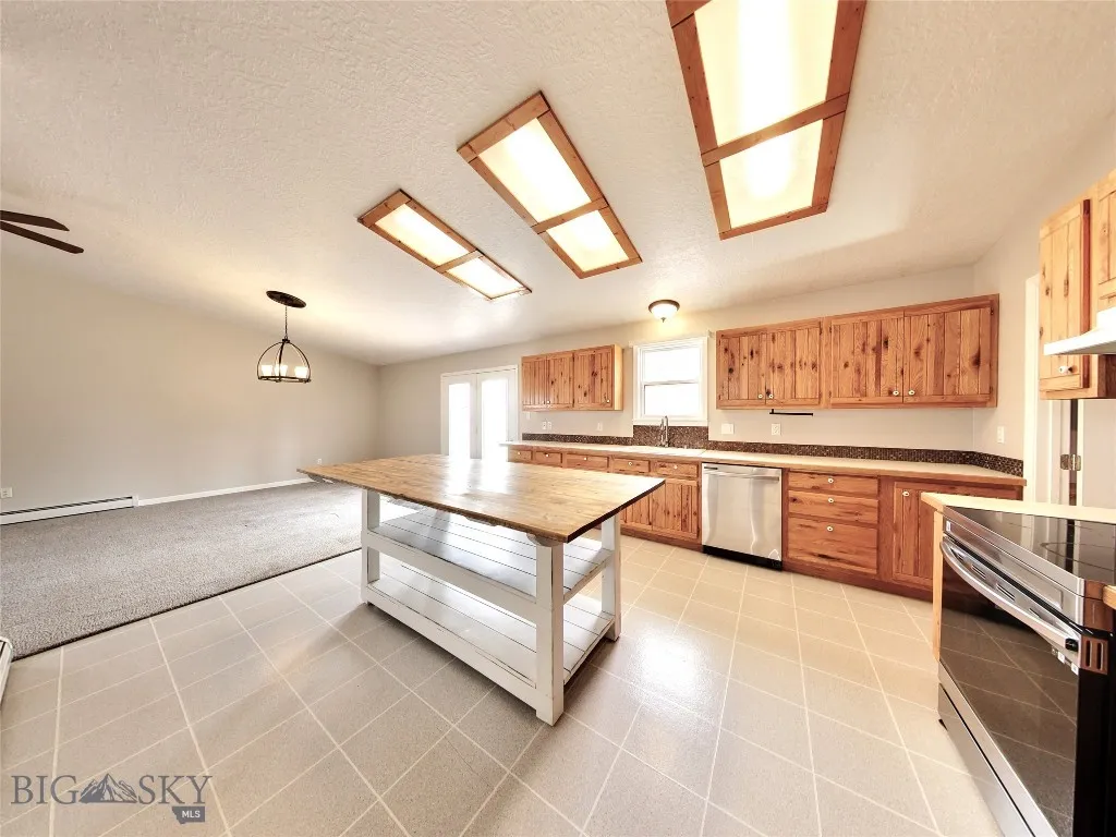 409 W Gallatin, Manhattan, Montana 59741, Manhattan, Montana 59741, 4 Bedrooms Bedrooms, ,2 BathroomsBathrooms,Residential,For Sale,409 W Gallatin, Manhattan, Montana 59741,0,391654