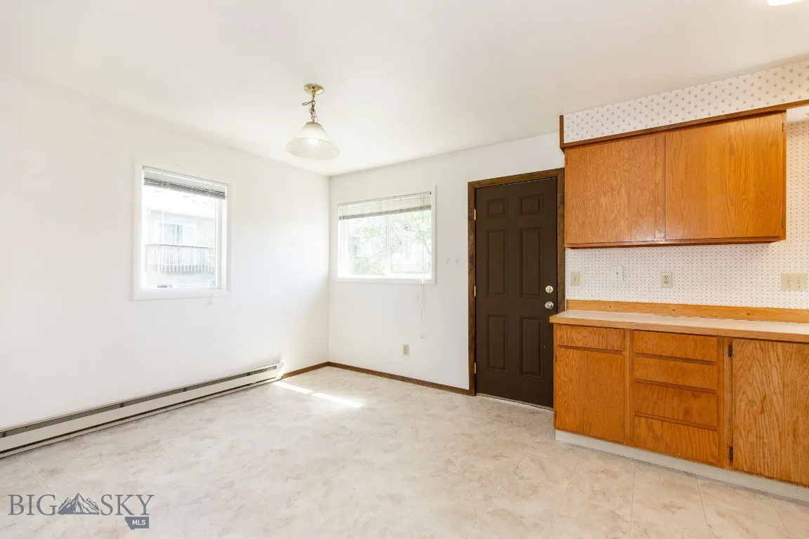 500 W Central Avenue B, Belgrade, Montana 59714, Belgrade, Montana 59714, 3 Bedrooms Bedrooms, ,1 BathroomBathrooms,Residential,For Sale,500 W Central Avenue B, Belgrade, Montana 59714,0,392374