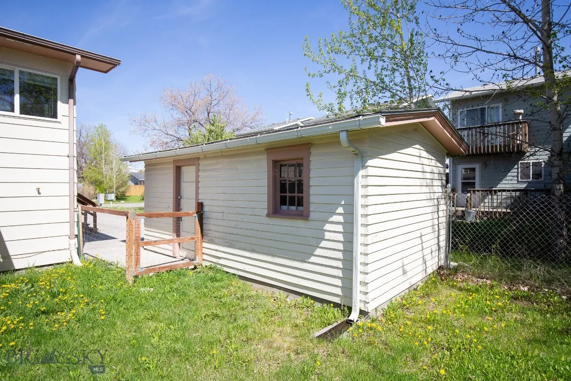 500 W Central Avenue B, Belgrade, Montana 59714, Belgrade, Montana 59714, 3 Bedrooms Bedrooms, ,1 BathroomBathrooms,Residential,For Sale,500 W Central Avenue B, Belgrade, Montana 59714,0,392374