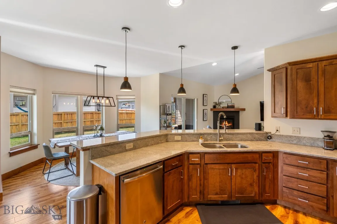 207 Falconers Way, Bozeman, Montana 59718, Bozeman, Montana 59718, 3 Bedrooms Bedrooms, ,2 BathroomsBathrooms,Residential,For Sale,207 Falconers Way, Bozeman, Montana 59718,0,392599