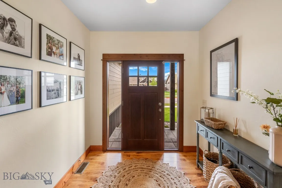 207 Falconers Way, Bozeman, Montana 59718, Bozeman, Montana 59718, 3 Bedrooms Bedrooms, ,2 BathroomsBathrooms,Residential,For Sale,207 Falconers Way, Bozeman, Montana 59718,0,392599
