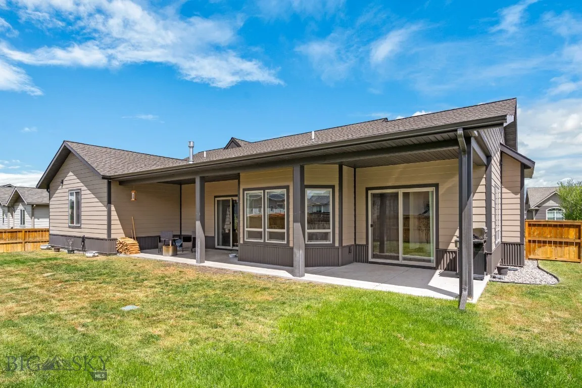 207 Falconers Way, Bozeman, Montana 59718, Bozeman, Montana 59718, 3 Bedrooms Bedrooms, ,2 BathroomsBathrooms,Residential,For Sale,207 Falconers Way, Bozeman, Montana 59718,0,392599