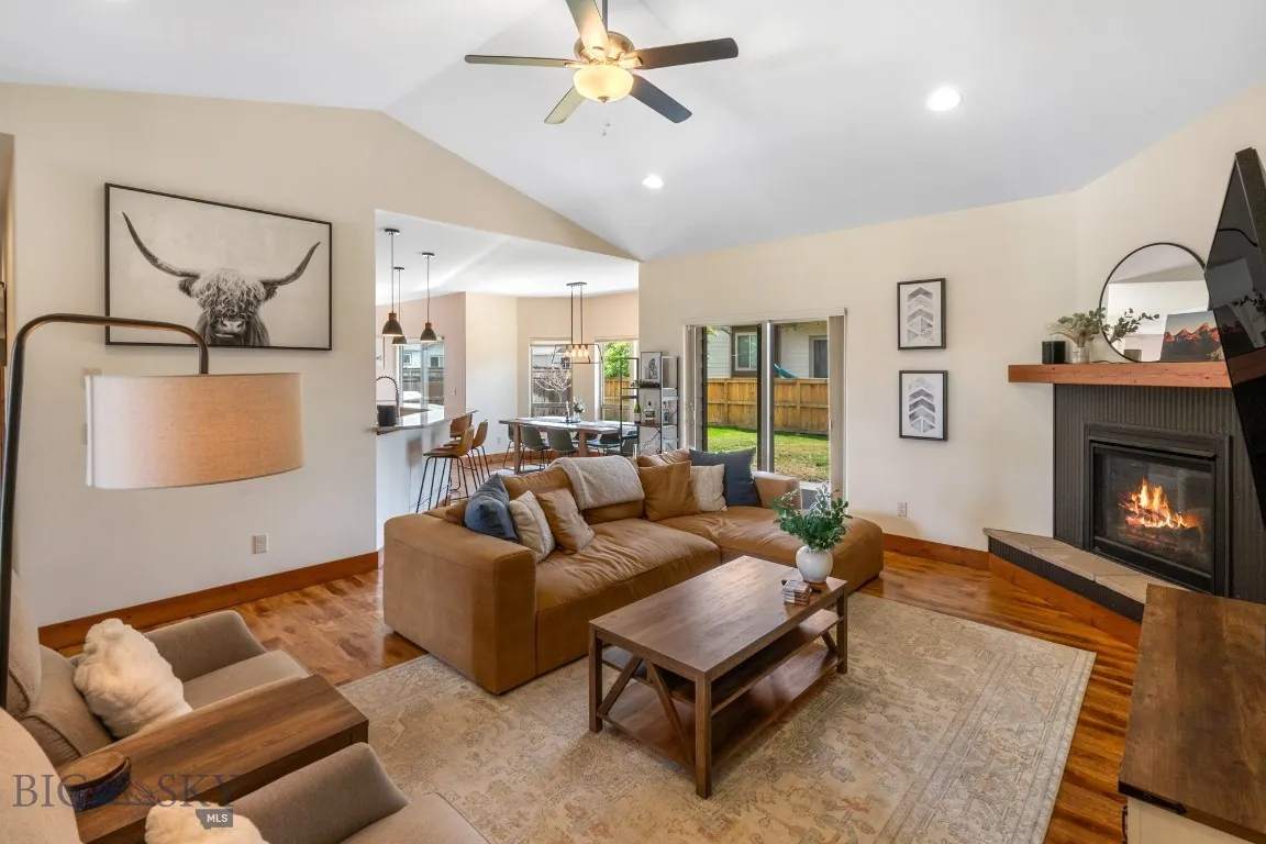 207 Falconers Way, Bozeman, Montana 59718, Bozeman, Montana 59718, 3 Bedrooms Bedrooms, ,2 BathroomsBathrooms,Residential,For Sale,207 Falconers Way, Bozeman, Montana 59718,0,392599