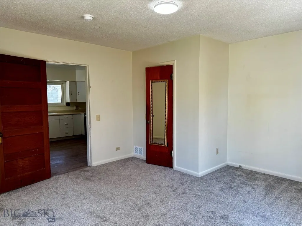 Main level bedroom 1
