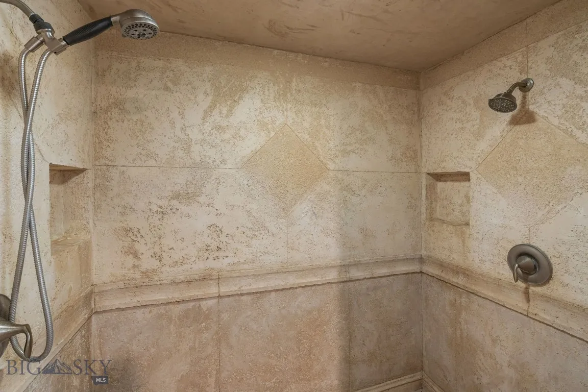 177 Lucille Lane, Bozeman, Montana 59718, Bozeman, Montana 59718, 5 Bedrooms Bedrooms, ,3 BathroomsBathrooms,Residential,For Sale,177 Lucille Lane, Bozeman, Montana 59718,0,394732