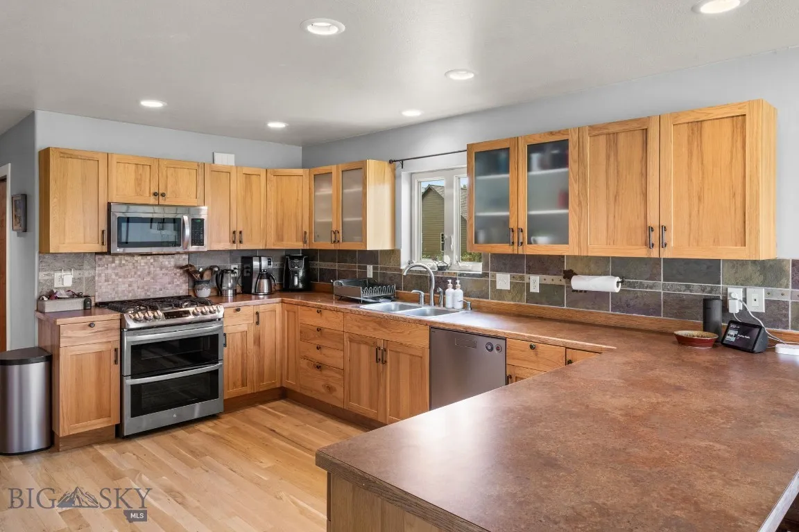 177 Lucille Lane, Bozeman, Montana 59718, Bozeman, Montana 59718, 5 Bedrooms Bedrooms, ,3 BathroomsBathrooms,Residential,For Sale,177 Lucille Lane, Bozeman, Montana 59718,0,394732