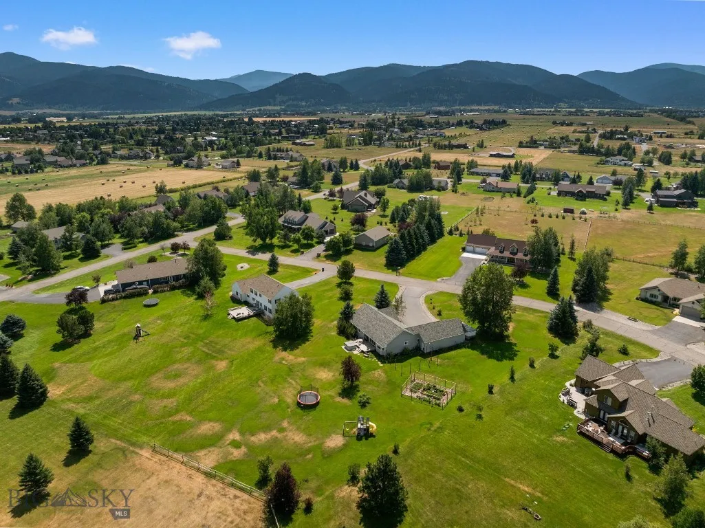 177 Lucille Lane, Bozeman, Montana 59718, Bozeman, Montana 59718, 5 Bedrooms Bedrooms, ,3 BathroomsBathrooms,Residential,For Sale,177 Lucille Lane, Bozeman, Montana 59718,0,394732