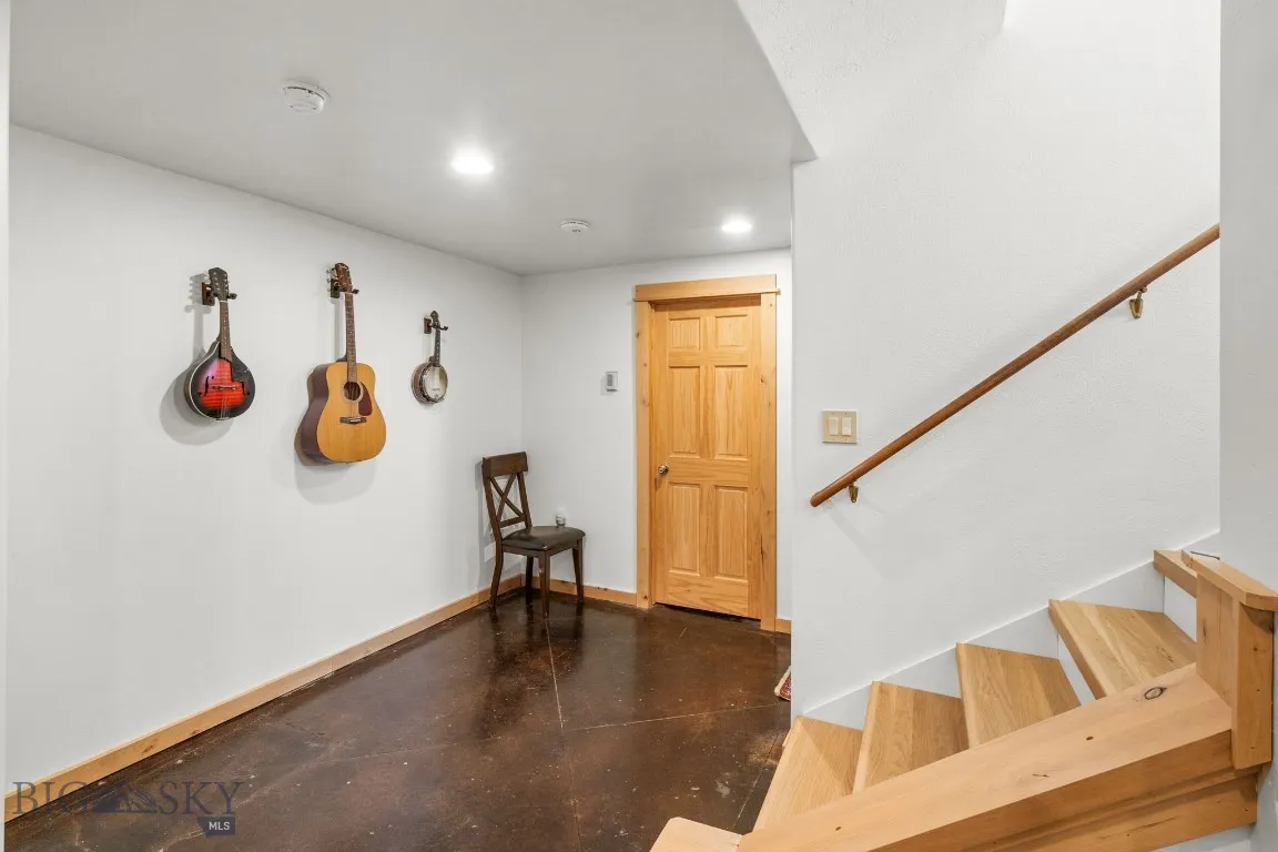 177 Lucille Lane, Bozeman, Montana 59718, Bozeman, Montana 59718, 5 Bedrooms Bedrooms, ,3 BathroomsBathrooms,Residential,For Sale,177 Lucille Lane, Bozeman, Montana 59718,0,394732
