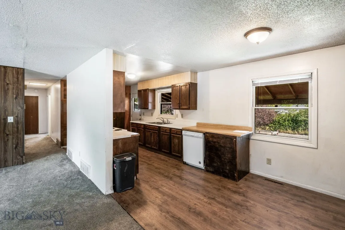 318 & 320 N 19th, Bozeman, Montana 59718, Bozeman, Montana 59718, ,Residential Income,For Sale,318 & 320 N 19th, Bozeman, Montana 59718,0,396523