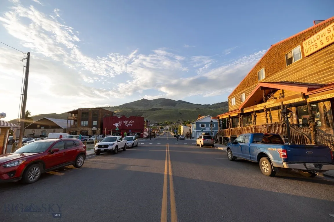 Charming and historic town of Gardiner.