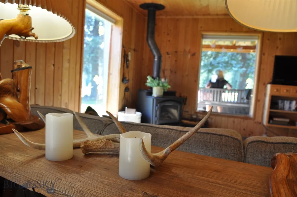 1876 Timber Creek Road, None, Montana 59866, Montana 59866, 8 Bedrooms Bedrooms, ,4 BathroomsBathrooms,Residential,For Sale,1876 Timber Creek Road, None, Montana 59866,0,396843