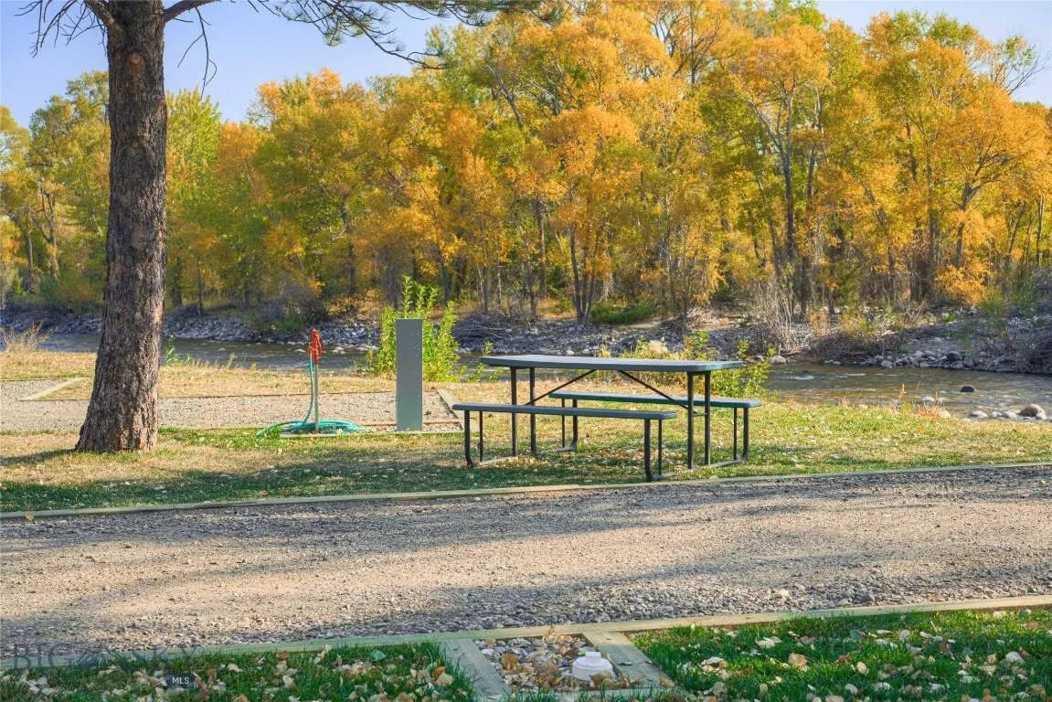 257 Main Boulder Road, Big Timber, Montana 59011, Big Timber, Montana 59011, ,Commercial Sale,For Sale,257 Main Boulder Road, Big Timber, Montana 59011,0,397049