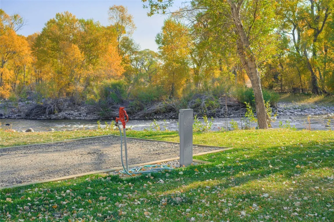 257 Main Boulder Road, Big Timber, Montana 59011, Big Timber, Montana 59011, ,Commercial Sale,For Sale,257 Main Boulder Road, Big Timber, Montana 59011,0,397049