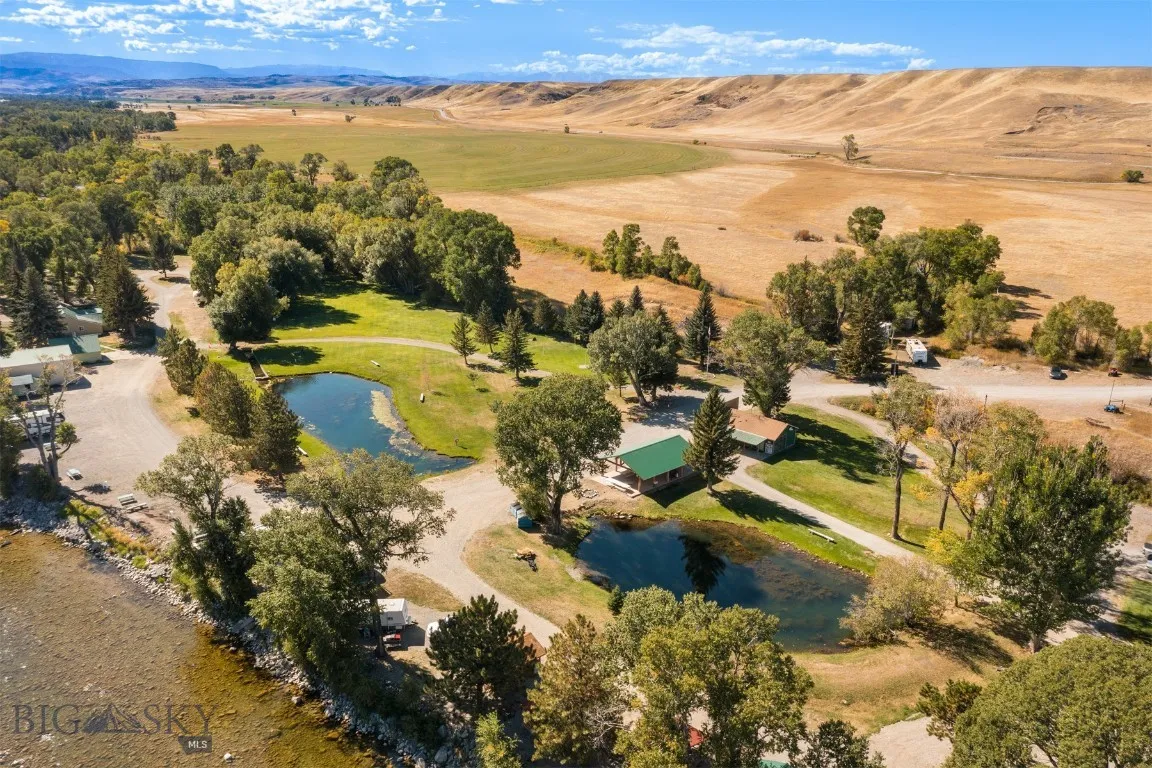 257 Main Boulder Road, Big Timber, Montana 59011, Big Timber, Montana 59011, ,Commercial Sale,For Sale,257 Main Boulder Road, Big Timber, Montana 59011,0,397049