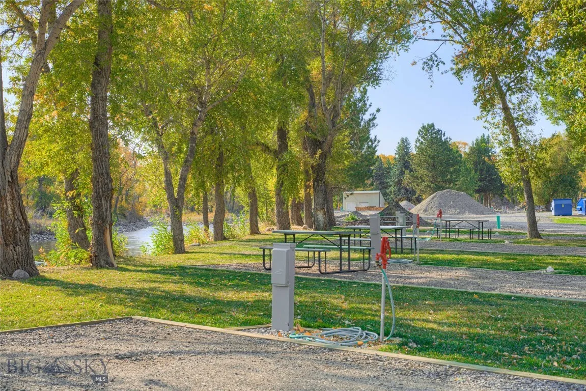 257 Main Boulder Road, Big Timber, Montana 59011, Big Timber, Montana 59011, ,Commercial Sale,For Sale,257 Main Boulder Road, Big Timber, Montana 59011,0,397049