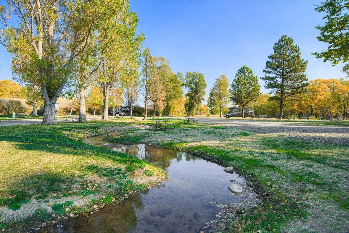 257 Main Boulder Road, Big Timber, Montana 59011, Big Timber, Montana 59011, ,Commercial Sale,For Sale,257 Main Boulder Road, Big Timber, Montana 59011,0,397049