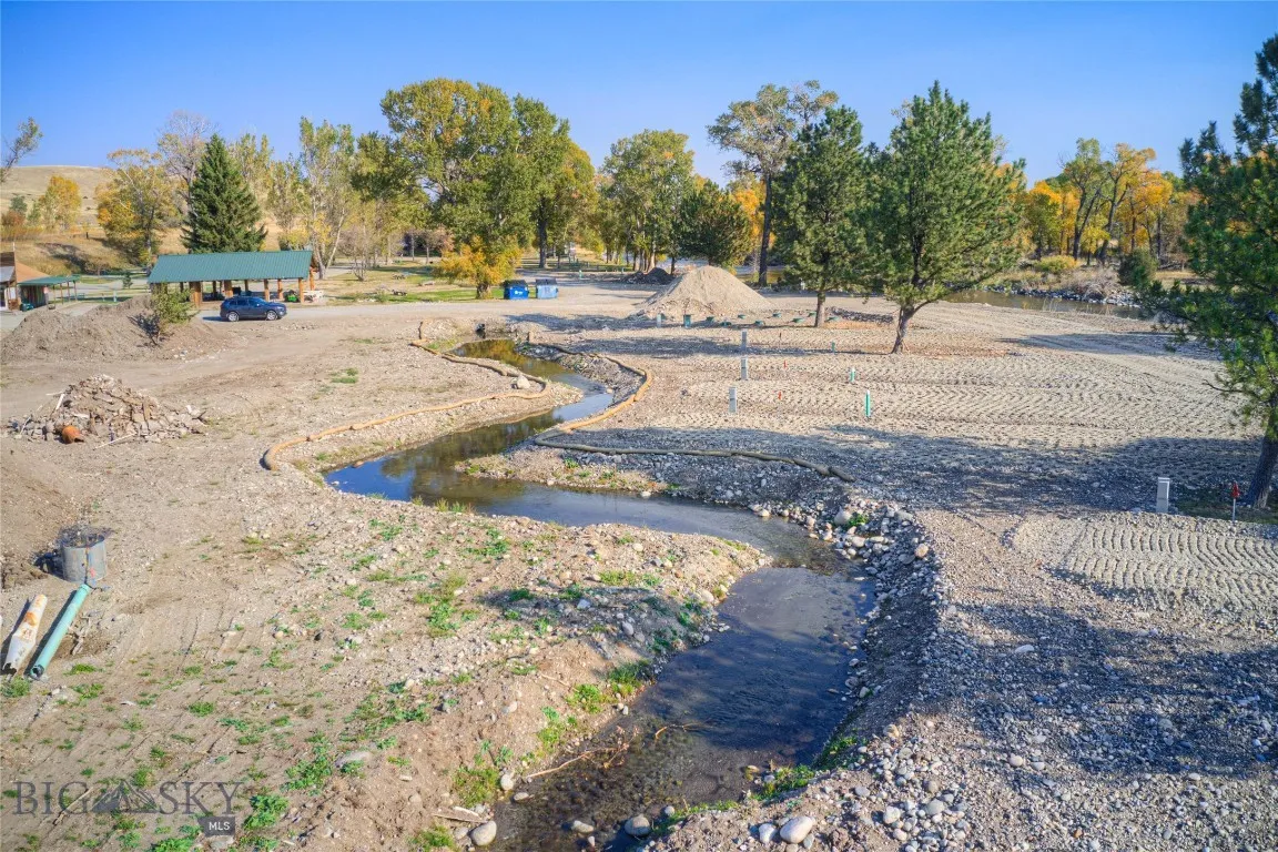 257 Main Boulder Road, Big Timber, Montana 59011, Big Timber, Montana 59011, ,Commercial Sale,For Sale,257 Main Boulder Road, Big Timber, Montana 59011,0,397049