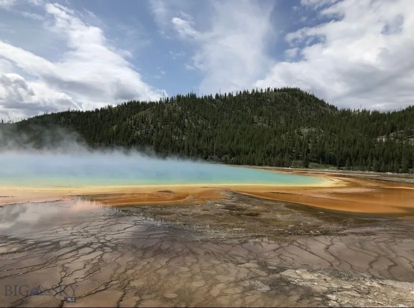 Nearby Yellowstone National Park