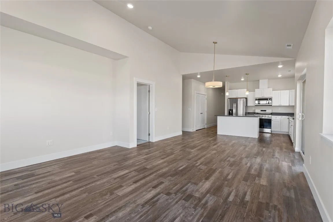 12 Westgate Ave, Bozeman, Montana 59718, Bozeman, Montana 59718, 3 Bedrooms Bedrooms, ,1 BathroomBathrooms,Residential,For Sale,12 Westgate Ave, Bozeman, Montana 59718,0,397526