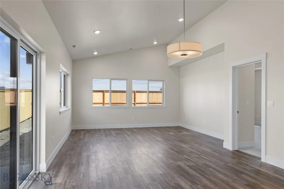 12 Westgate Ave, Bozeman, Montana 59718, Bozeman, Montana 59718, 3 Bedrooms Bedrooms, ,1 BathroomBathrooms,Residential,For Sale,12 Westgate Ave, Bozeman, Montana 59718,0,397526