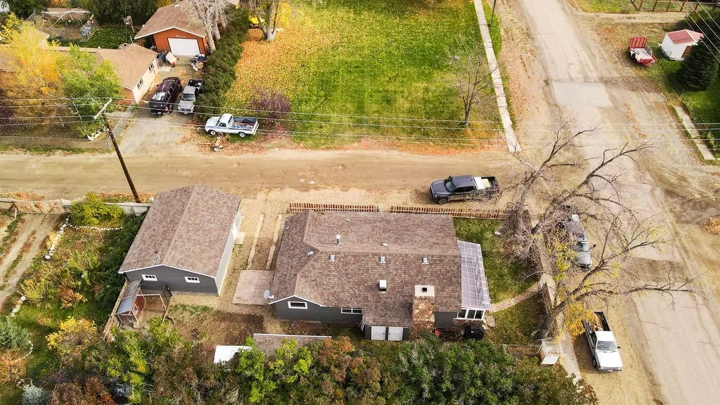 210 W Hamilton, Sheridan, Montana 59749, Sheridan, Montana 59749, 2 Bedrooms Bedrooms, ,1 BathroomBathrooms,Residential,For Sale,210 W Hamilton, Sheridan, Montana 59749,0,397321