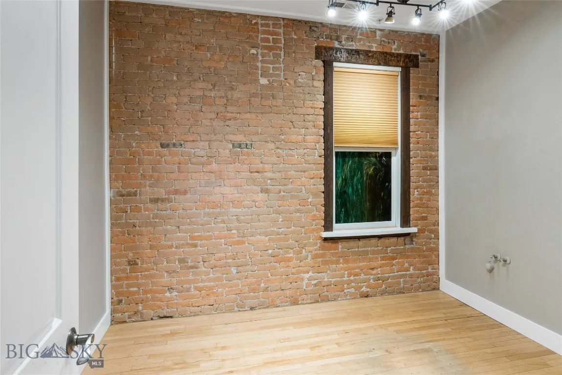 Room 4