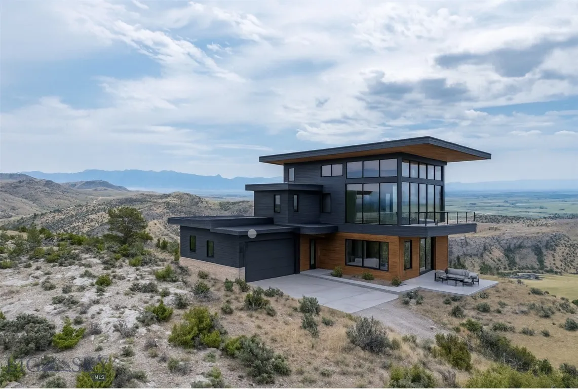 AI, no home is on lot