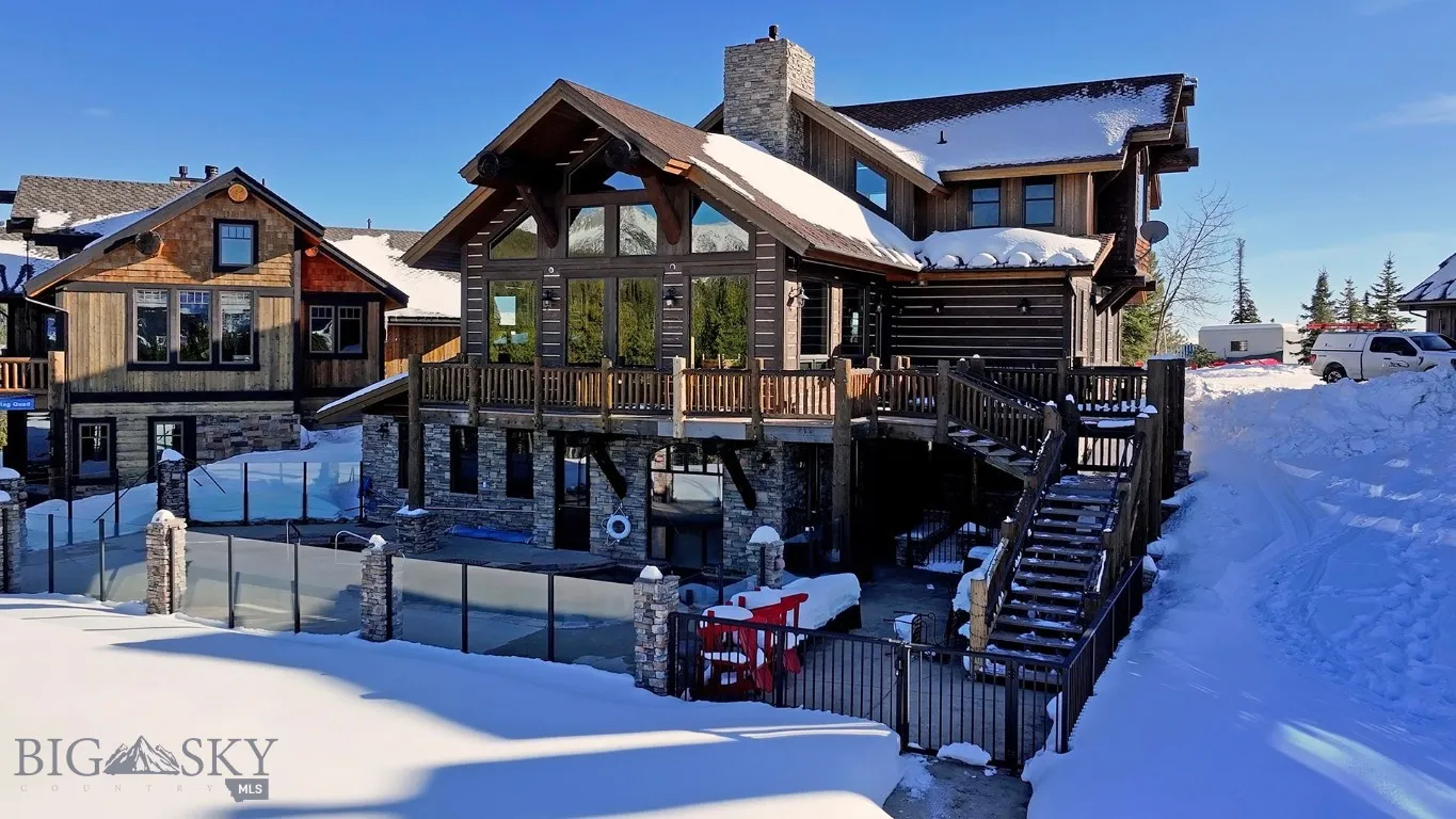 Private Cascade Clubhouse