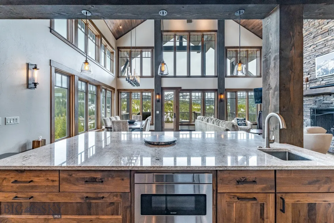 14 Upper Cascade Ridge Road 206, Big Sky, Montana, Big Sky, Montana 59716, 5 Bedrooms Bedrooms, ,6 BathroomsBathrooms,Residential,For Sale,14 Upper Cascade Ridge Road 206, Big Sky, Montana ,398354