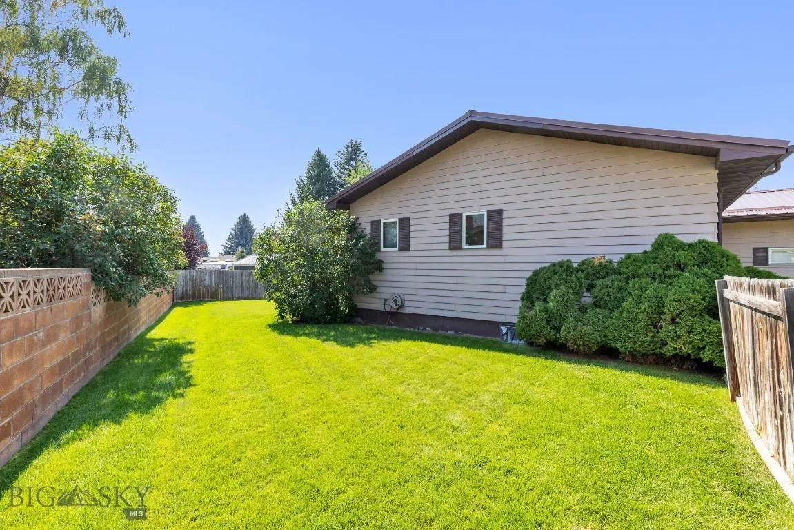 114 Rocky Mountain, Butte, Montana 59701, Butte, Montana 59701, 4 Bedrooms Bedrooms, ,3 BathroomsBathrooms,Residential,For Sale,114 Rocky Mountain, Butte, Montana 59701,0,398712