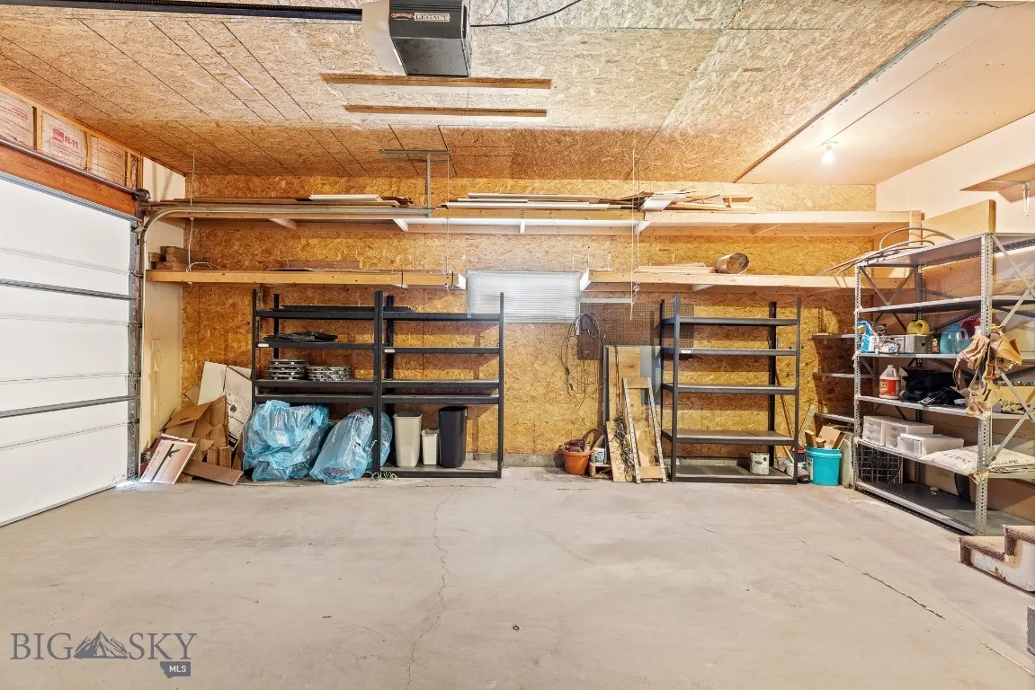 114 Rocky Mountain, Butte, Montana 59701, Butte, Montana 59701, 4 Bedrooms Bedrooms, ,3 BathroomsBathrooms,Residential,For Sale,114 Rocky Mountain, Butte, Montana 59701,0,398712