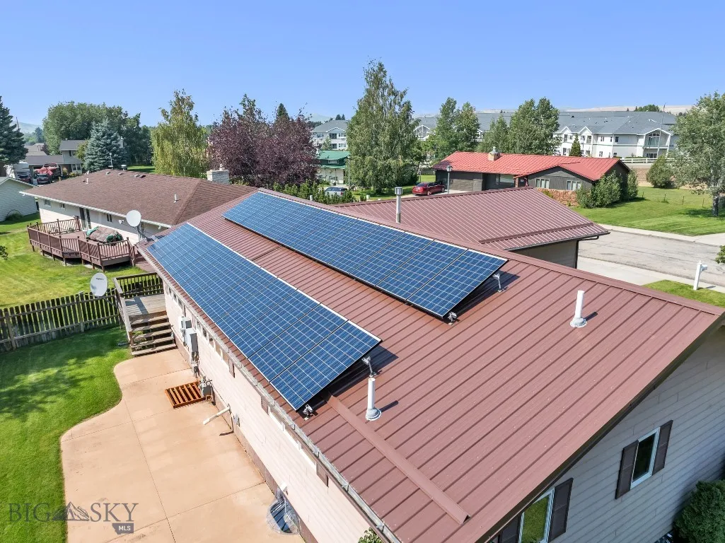 114 Rocky Mountain, Butte, Montana 59701, Butte, Montana 59701, 4 Bedrooms Bedrooms, ,3 BathroomsBathrooms,Residential,For Sale,114 Rocky Mountain, Butte, Montana 59701,0,398712