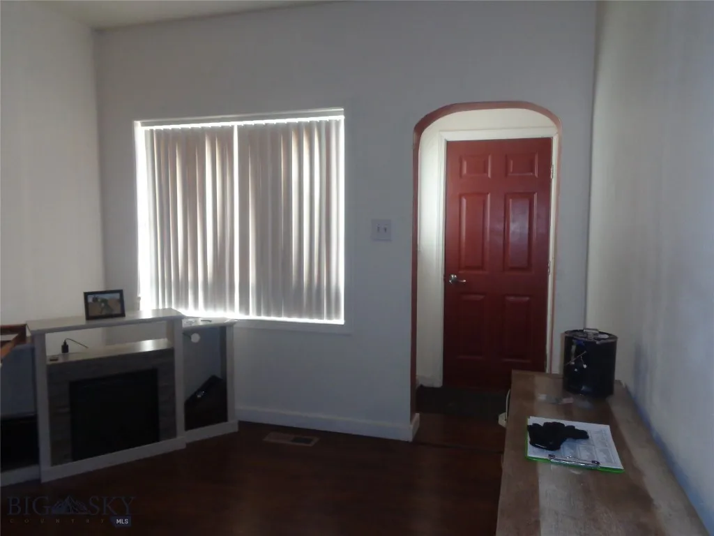 312 E 4th Street, Anaconda, Montana 59711, Anaconda, Montana 59711, 1 Bedroom Bedrooms, ,1 BathroomBathrooms,Residential,For Sale,312 E 4th Street, Anaconda, Montana 59711,398958