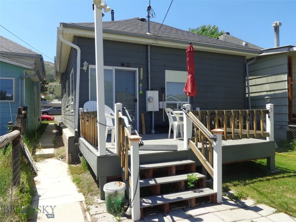 312 E 4th Street, Anaconda, Montana 59711, Anaconda, Montana 59711, 1 Bedroom Bedrooms, ,1 BathroomBathrooms,Residential,For Sale,312 E 4th Street, Anaconda, Montana 59711,398958