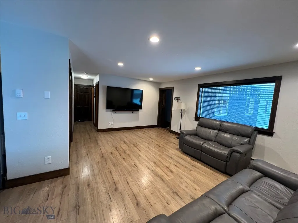 169 & 167 Grizzly Bear Loop, West Yellowstone, West Yellowstone, Montana 59758, ,Residential Income,For Sale,169 & 167 Grizzly Bear Loop, West Yellowstone,0,398978