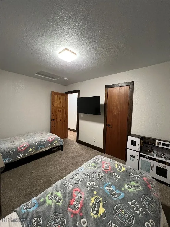 169 & 167 Grizzly Bear Loop, West Yellowstone, West Yellowstone, Montana 59758, ,Residential Income,For Sale,169 & 167 Grizzly Bear Loop, West Yellowstone,0,398978