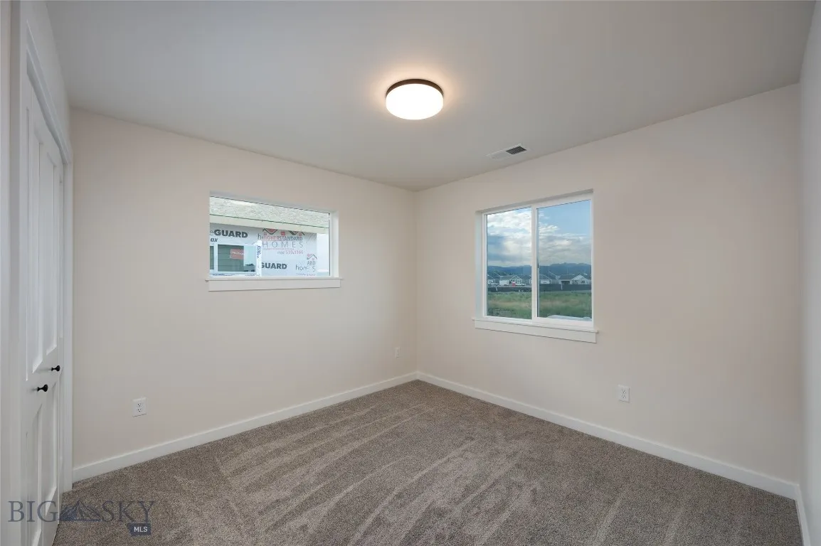 Photo of similar model