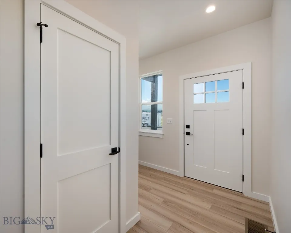 Photo of similar model